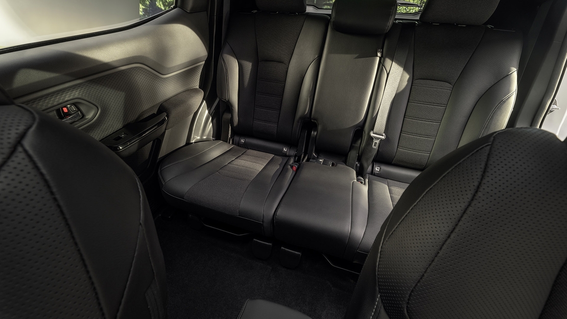 Toyota-Urban-Cruiser-interieur-stoelen