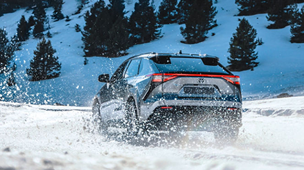 Toyota-bZ4X-MC25-sl6